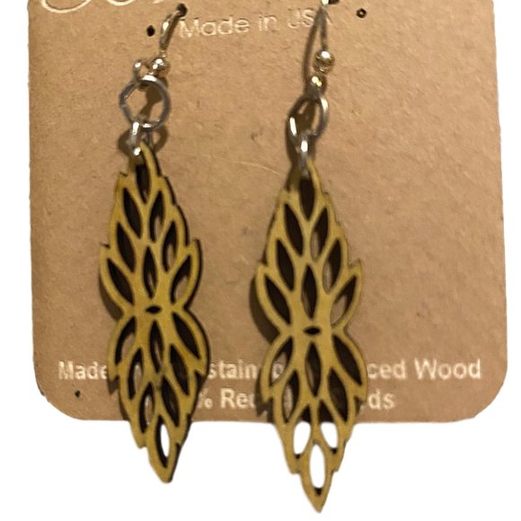 Blossoms Green Jewels Wood Cut Earrings NEW - Picture 3 of 5
